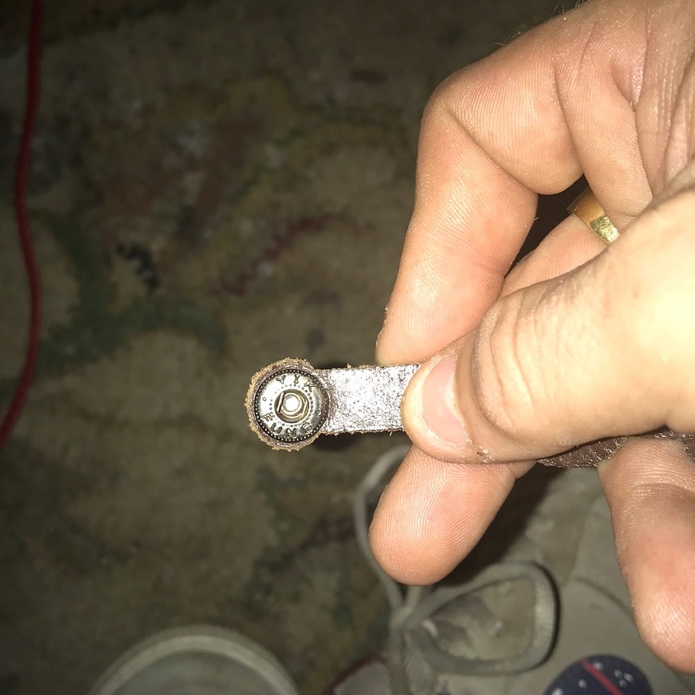 Hot topic - Picture 2 of 2